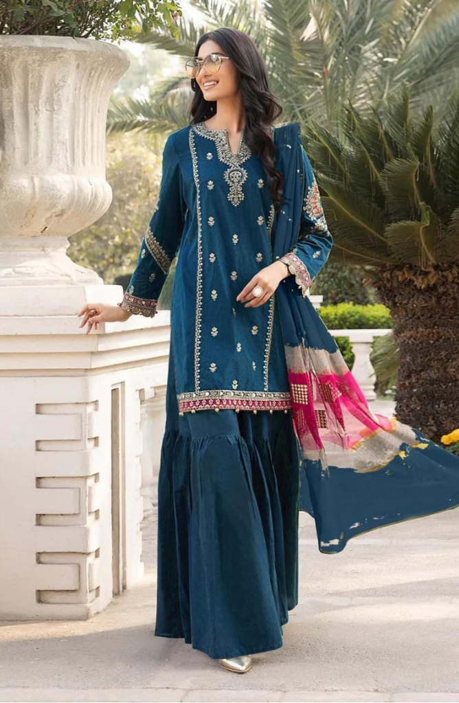 Maria B D#003 – Luxury 3pc Dhanak Suit with Wool Print Shawl
