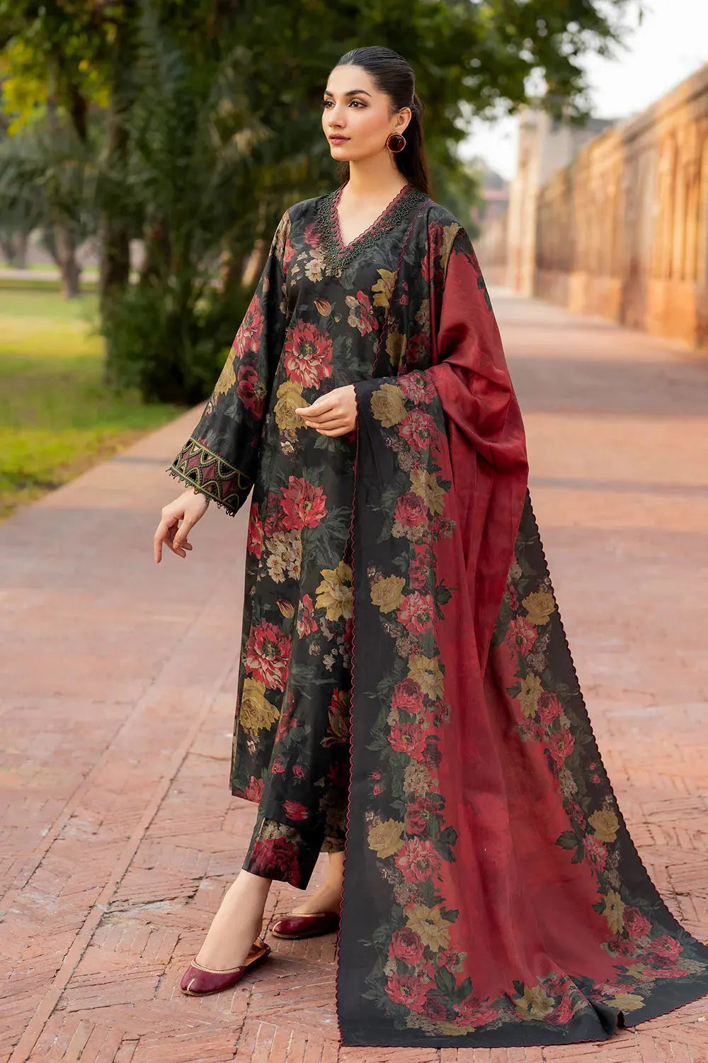 3 PCS Premium Linen Crimson Garden - Unstitched A#009 Kenari.Pk