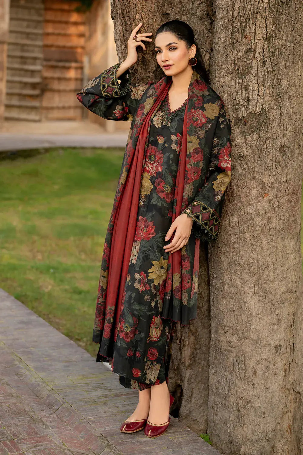 3 PCS Premium Linen Crimson Garden - Unstitched A#009 Kenari.Pk