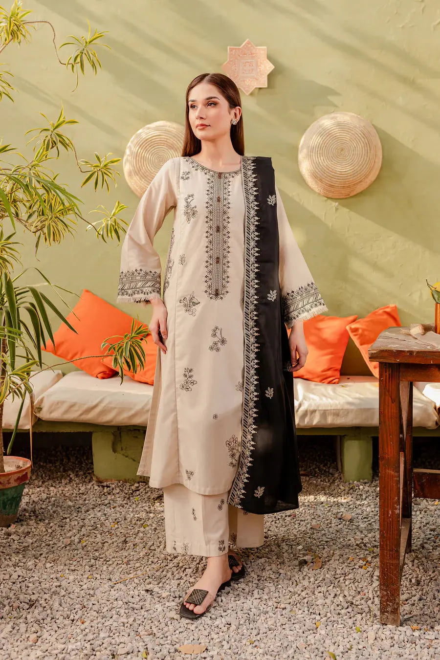 3 PCS Dhanak Embroidered Suit with Patches - Unstitched A#018 Kenari.Pk