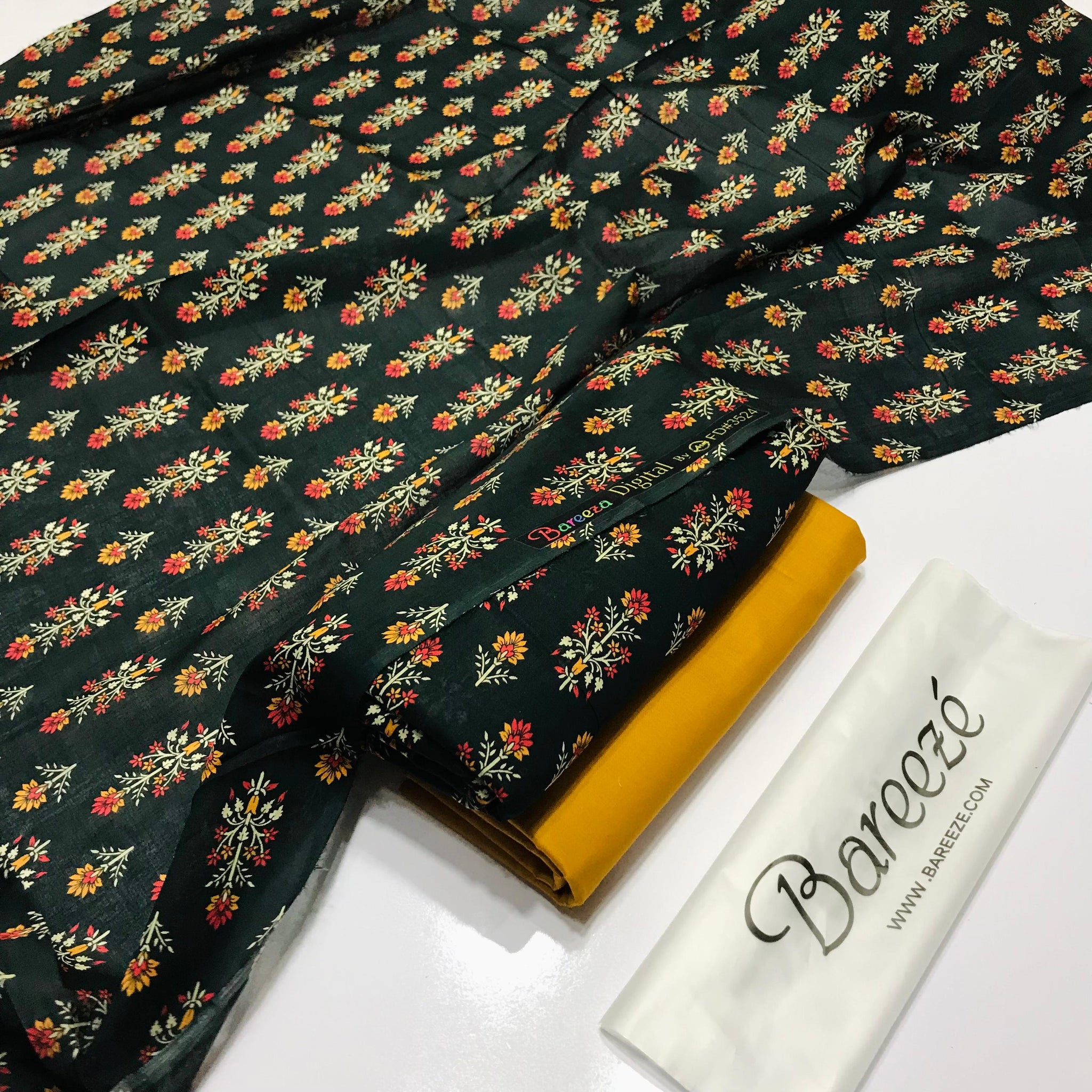 BAREEZE DIGTIAL PRINT LAWN 2PC B#010