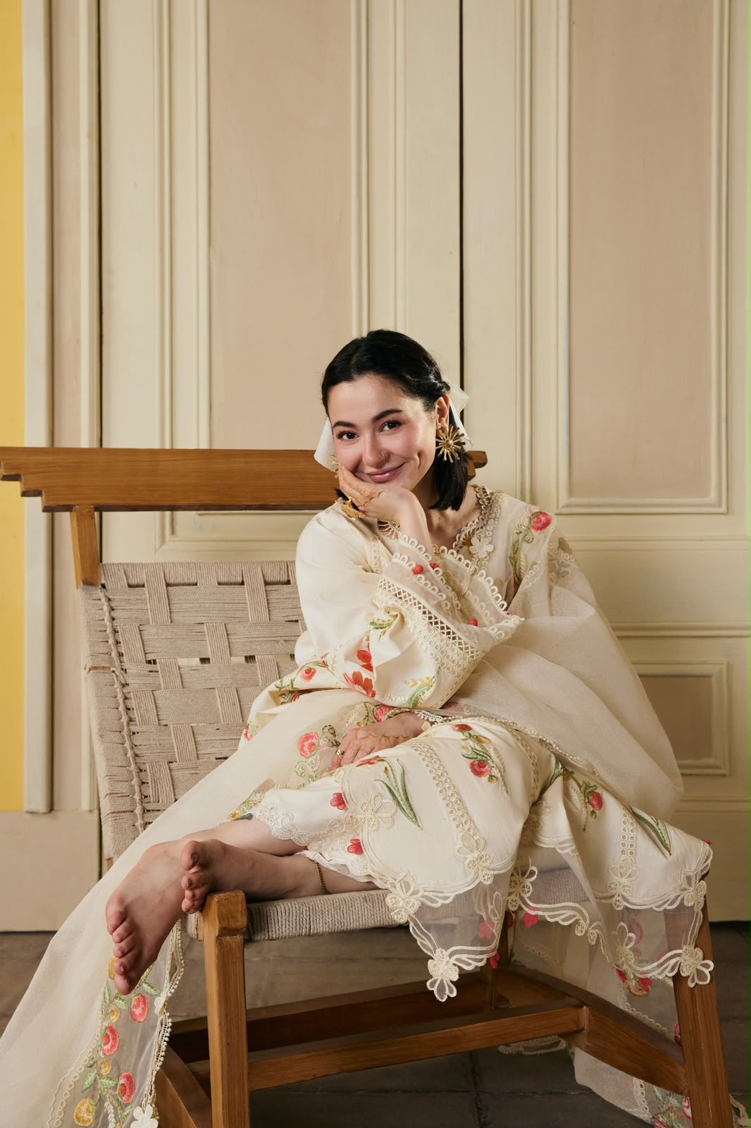 Maryam Hussain Dhanak Premium Embroidered 3-Piece